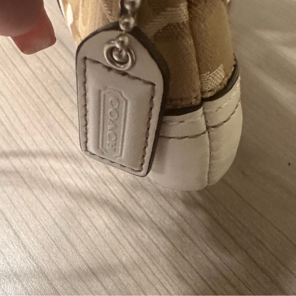 Coach Beige and Cream Signature Wristlet - Picture 2 of 6